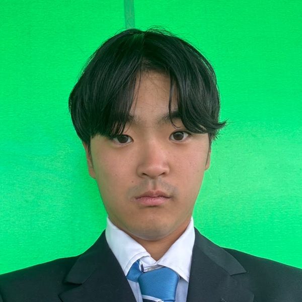 坪井　榮音